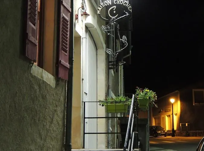 Bed and breakfast Chambres D'hotes Maison Crochet *